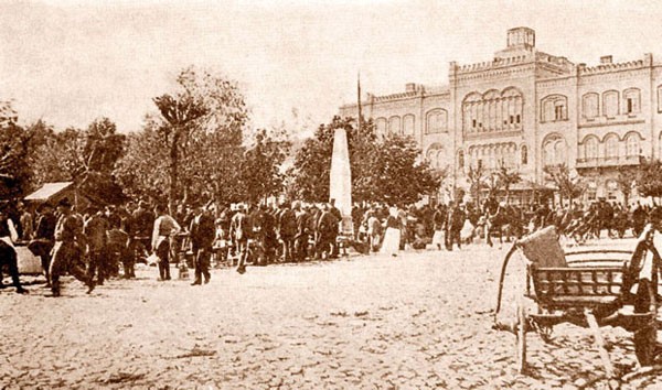 Velika pijaca u Beogradu (1824-1926) i kafane oko nje